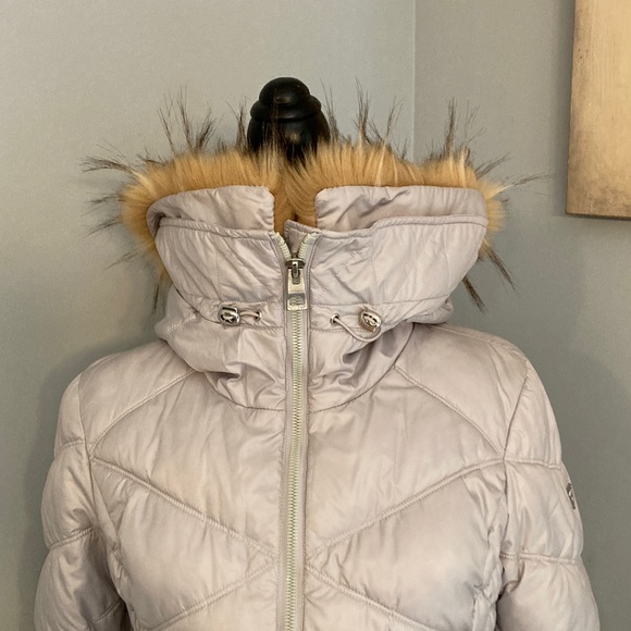 Guess Silver Puffer Hooded Jacket with Removable Faux Fur Women Size Small - Picture 2 of 16